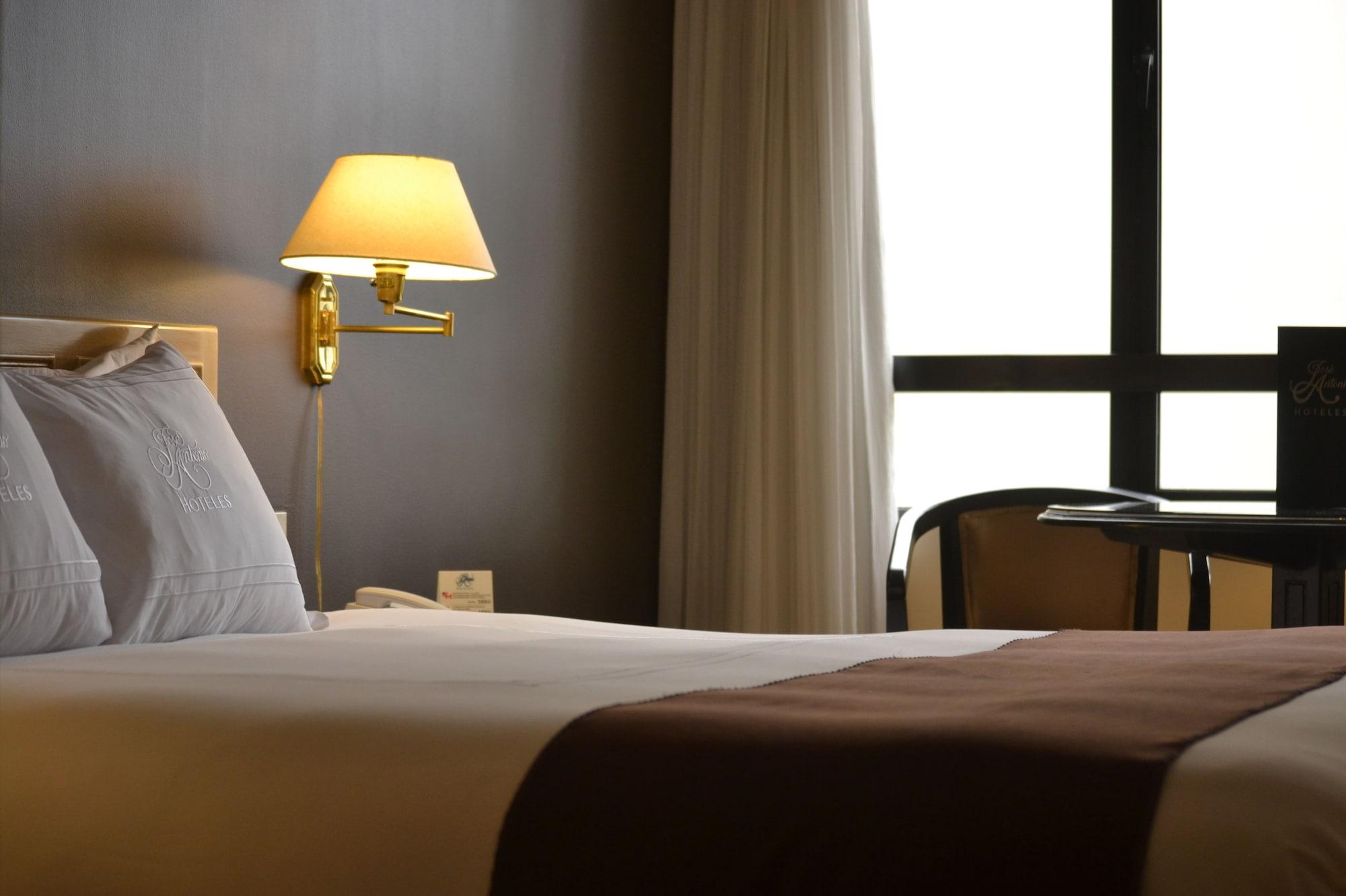 Jose Antonio Executive Hotell Lima Exteriör bild